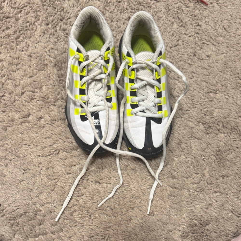 Kids Nike Football Cleats